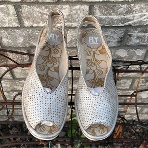 💙Fly London Yazu Distressed Metallic Leather Slingback Wedge